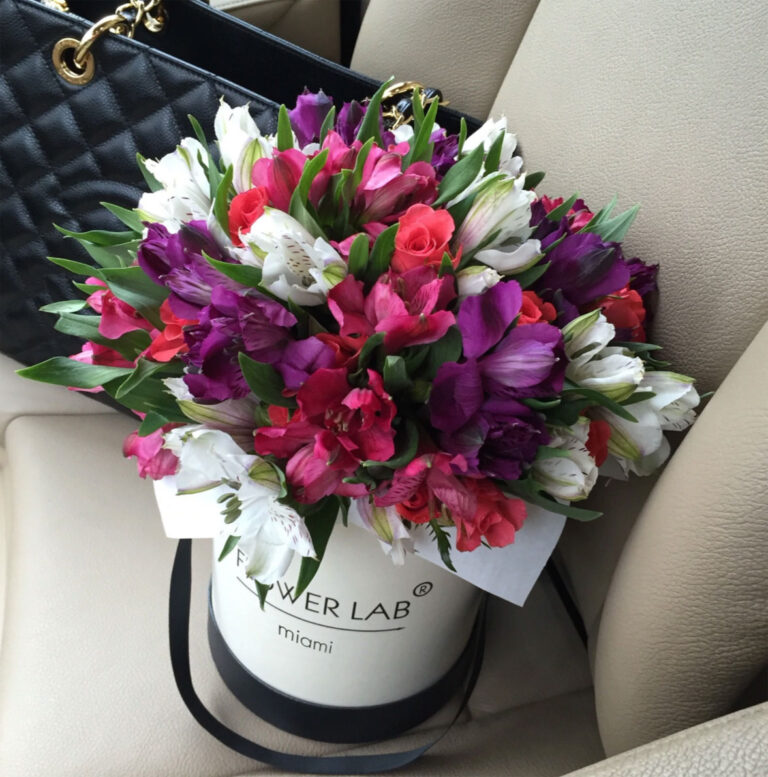 flowerlab2022 768x777