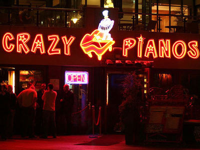 Crazy Pianos Grand Opening. Miami Music